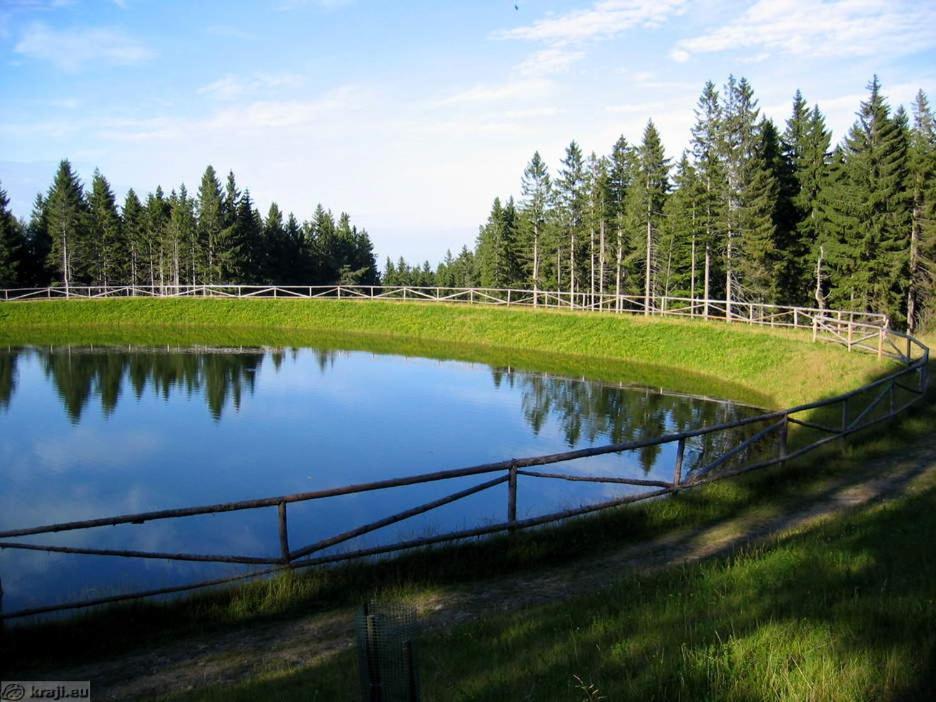 Ruska Koca Hotel Hocko Pohorje Exterior photo